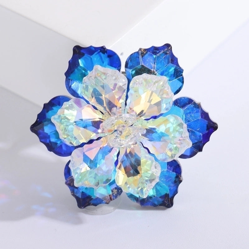Sweet Pin Flower Alloy Inlay Artificial Crystal Women’s Brooches