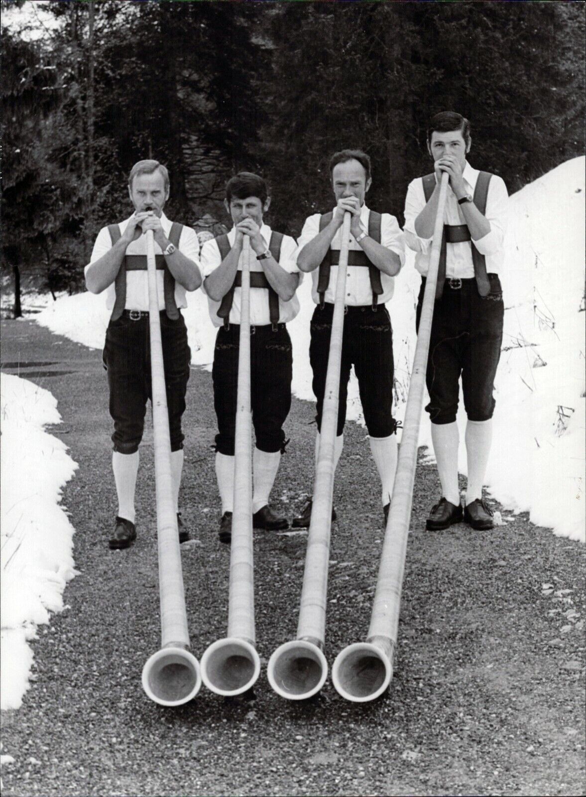 Heintje - Alphorn - Vintage Press Photo Poster painting Photo Poster painting Norbert Unfried (U-6942