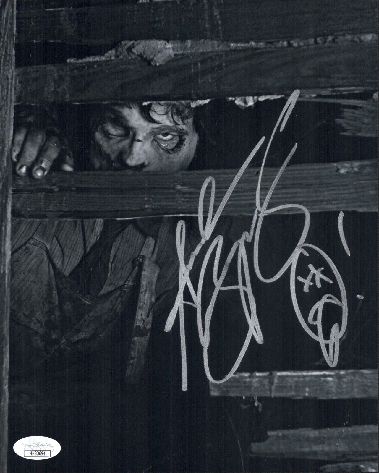 ANDREW BRYNIARSKI Signed 8x10 TEXAS CHAINSAW MASSACRE Photo Poster painting Autograph JSA COA