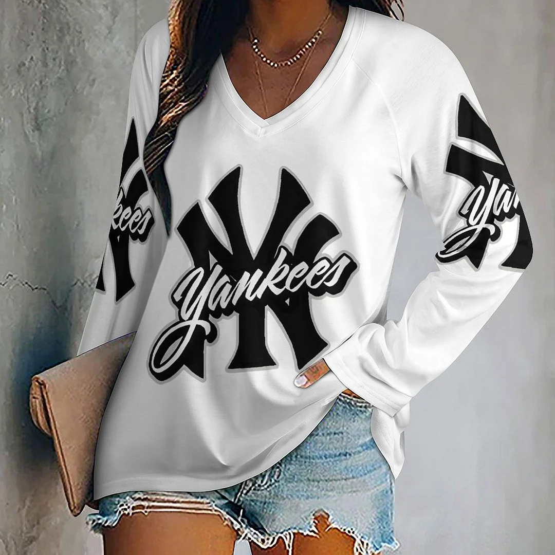 V-neck Long Sleeve Casual T-shirt for  Women and Men Printed with Pattern ,Blue