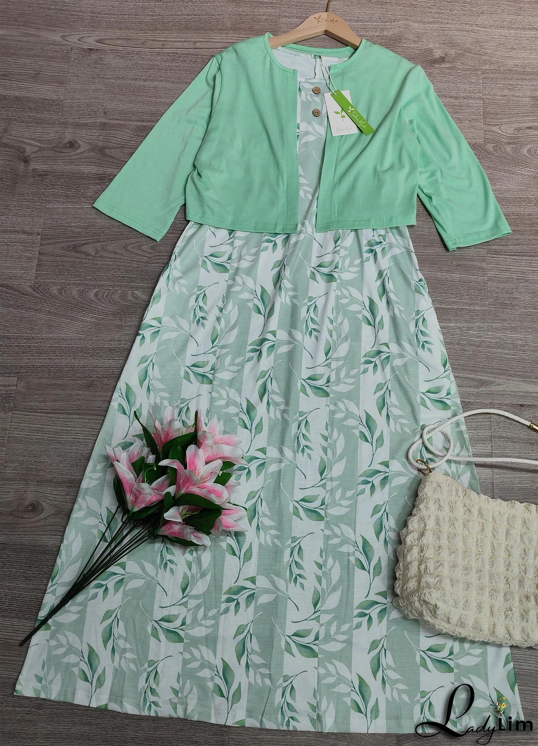 Relaxed and Stylish general Dress