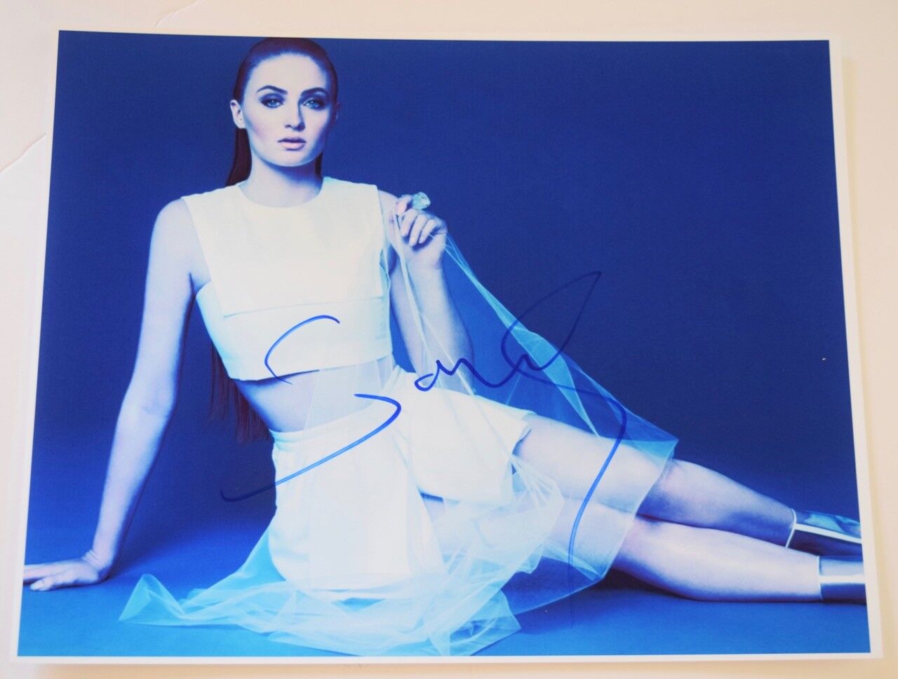 Sophie Turner Signed Autographed 11X14 Photo Poster painting Game of Thrones Sansa Stark COA VD