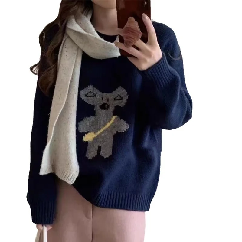 Churchf Churchf Shot 2024 Winter New Sweet Age Reduction Leisure Cartoon Embroidery Round Collar Inserted Shoulder Sleeve Sleeve Sweater Women