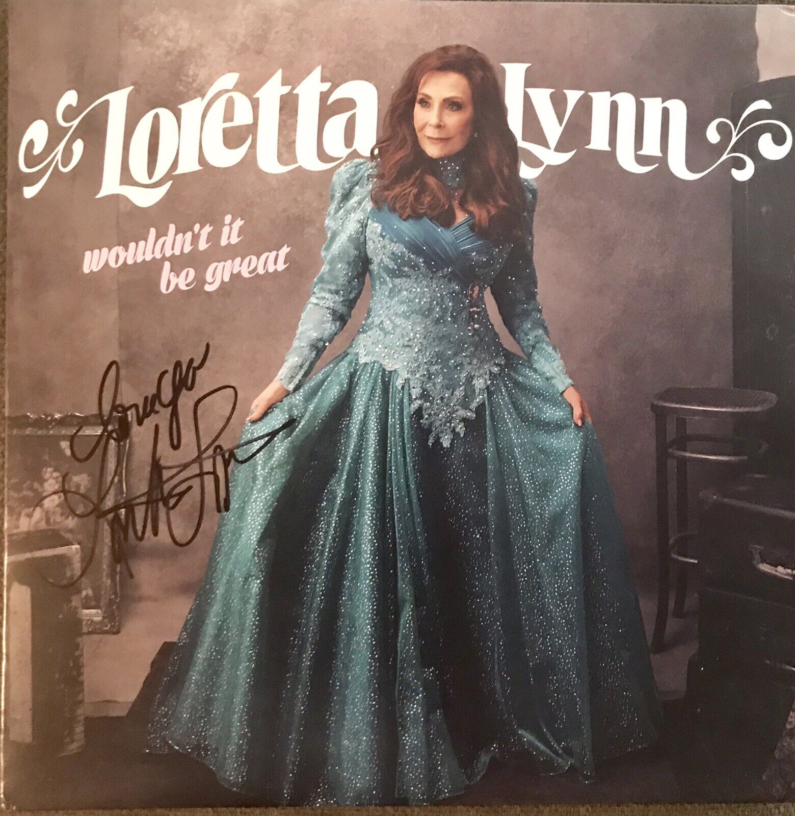 Loretta Lynn Signed Autographed Wouldn’t it be great Lp Mint Beautiful