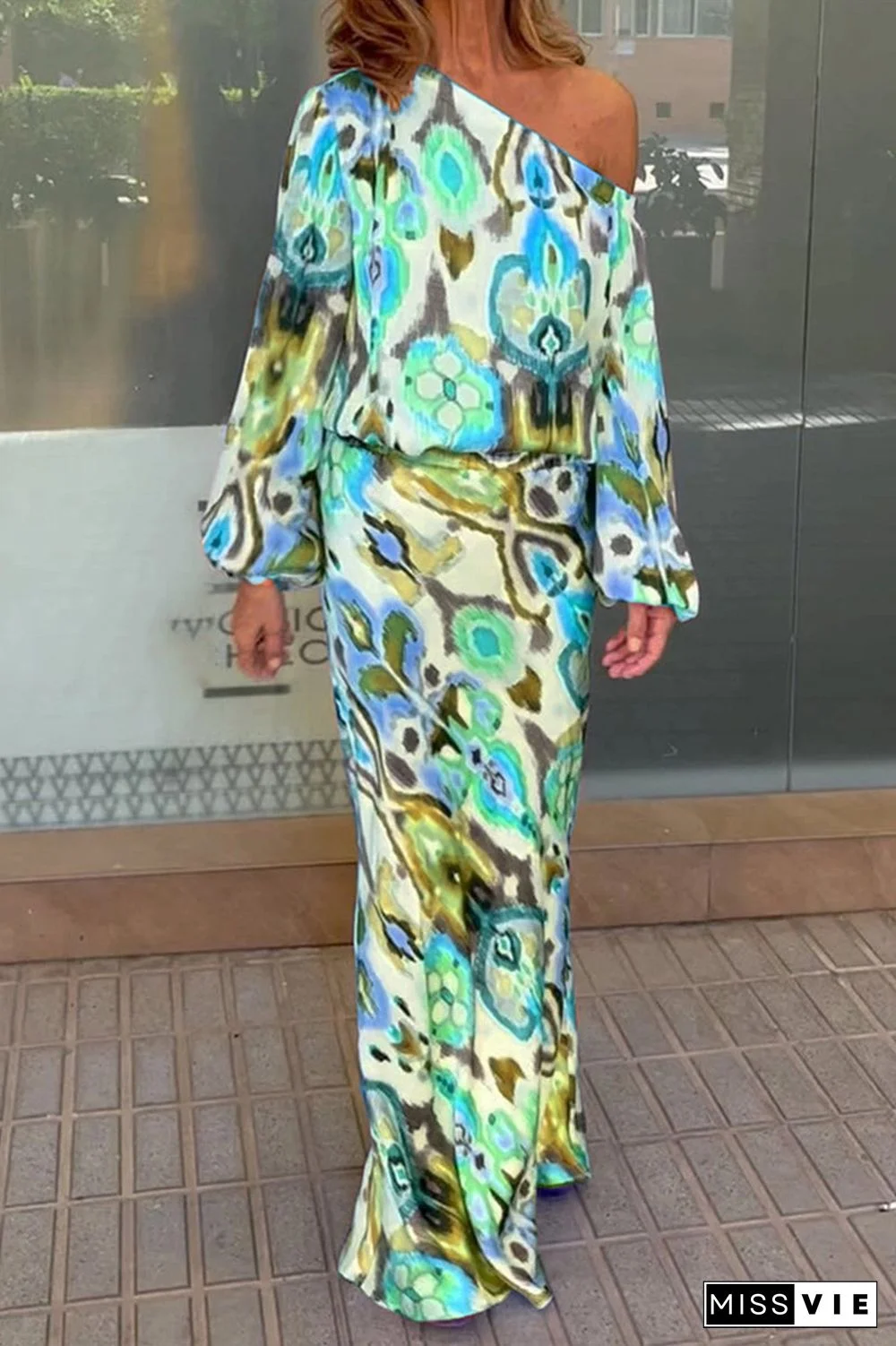 Sexy Floral Asymmetrical Oblique Collar Long Sleeve Two Pieces