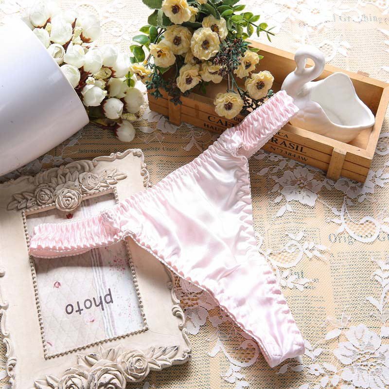 Xinyulin 100% Silk Sexy Female Panties Smooth Soft Comfortable Underwear Fashion Pure Color Thongs Breathabke Briefs Elastic Underpants