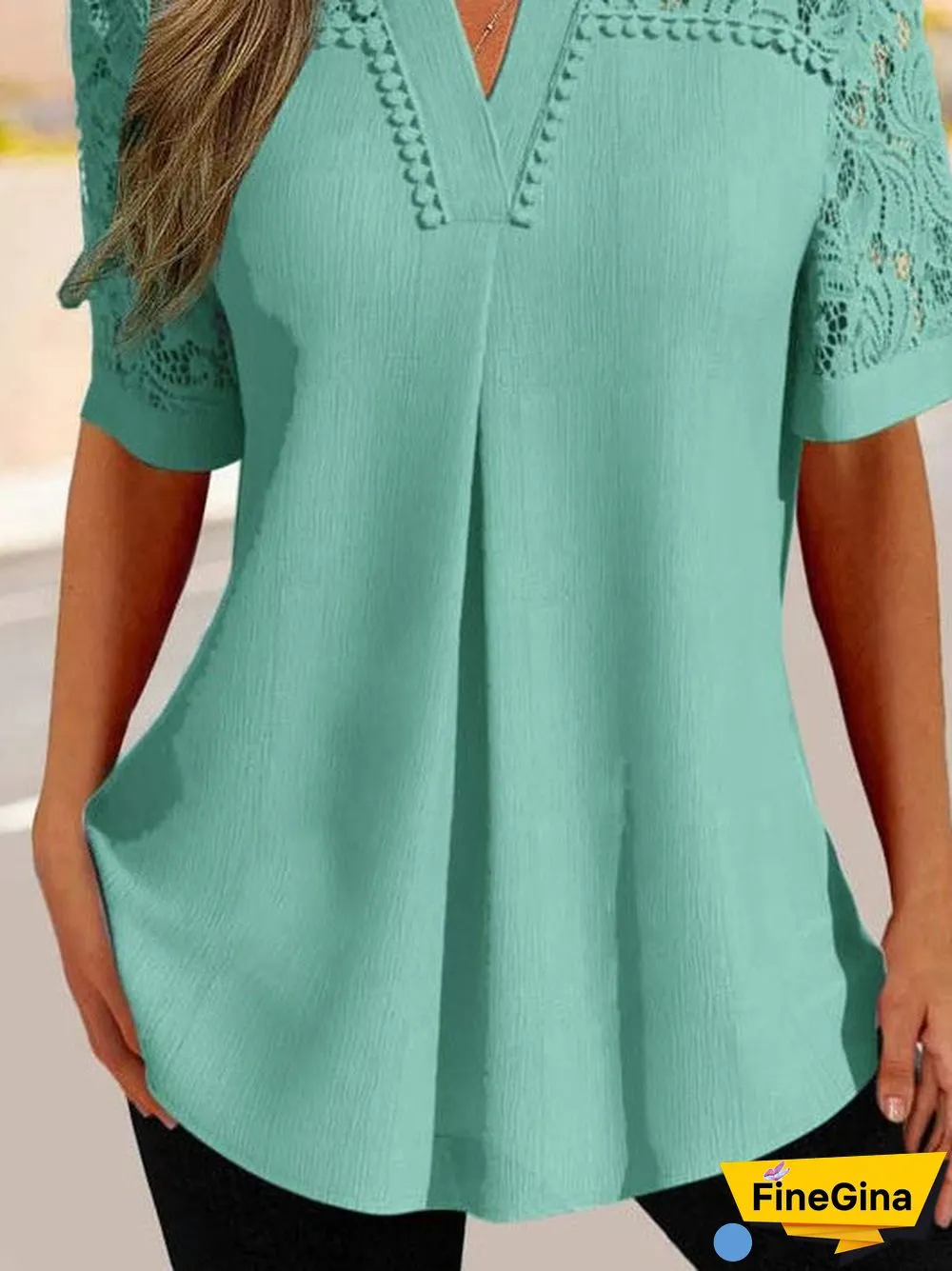 Women's Lace Short Sleeve V-neck Top