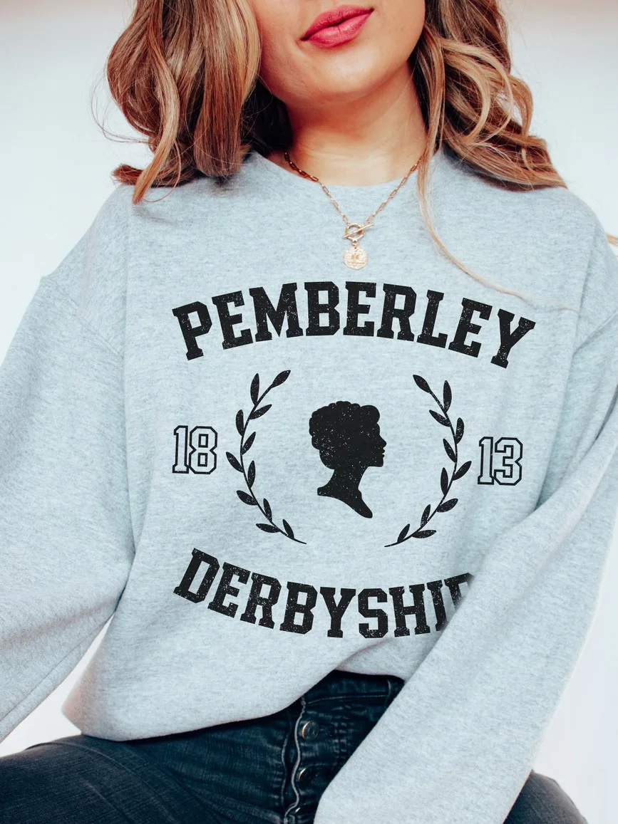 Vintage Pemberley Pride And Prejudice Sweatshirt / DarkAcademias /Darkacademias