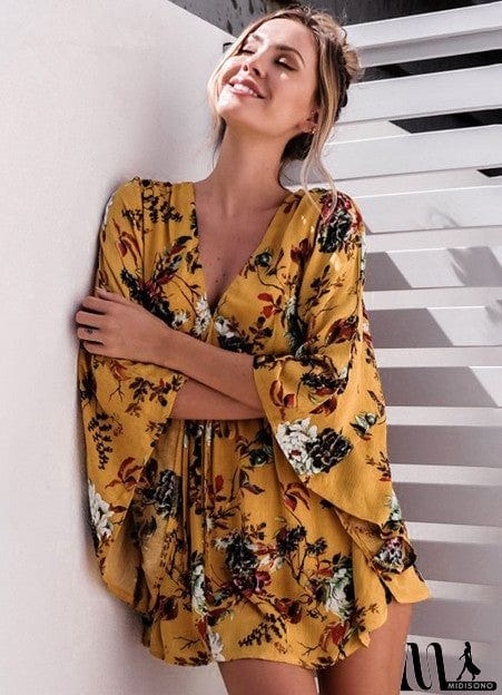 MidiSono - Deep V Neck Floral Print Half Sleeve Romper