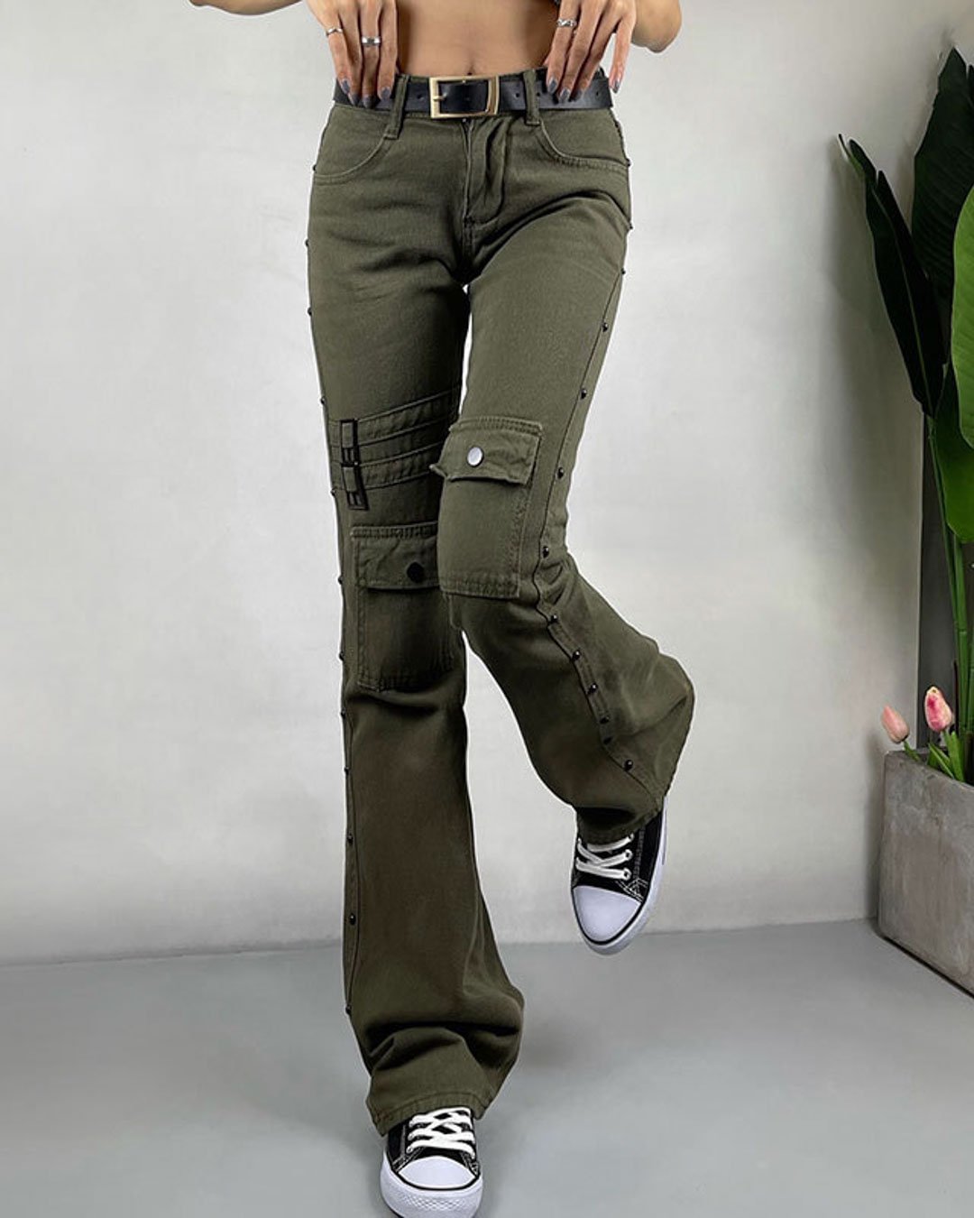 Fashionv-Pocket Design Low-rise Flared Jeans
