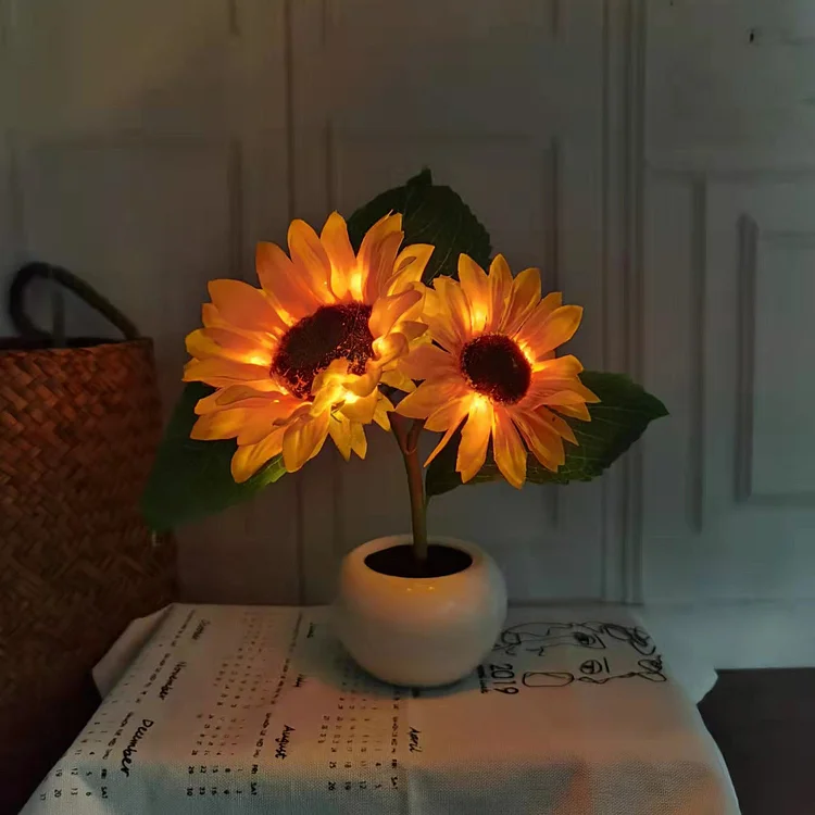 Sunflower Pot Lamp