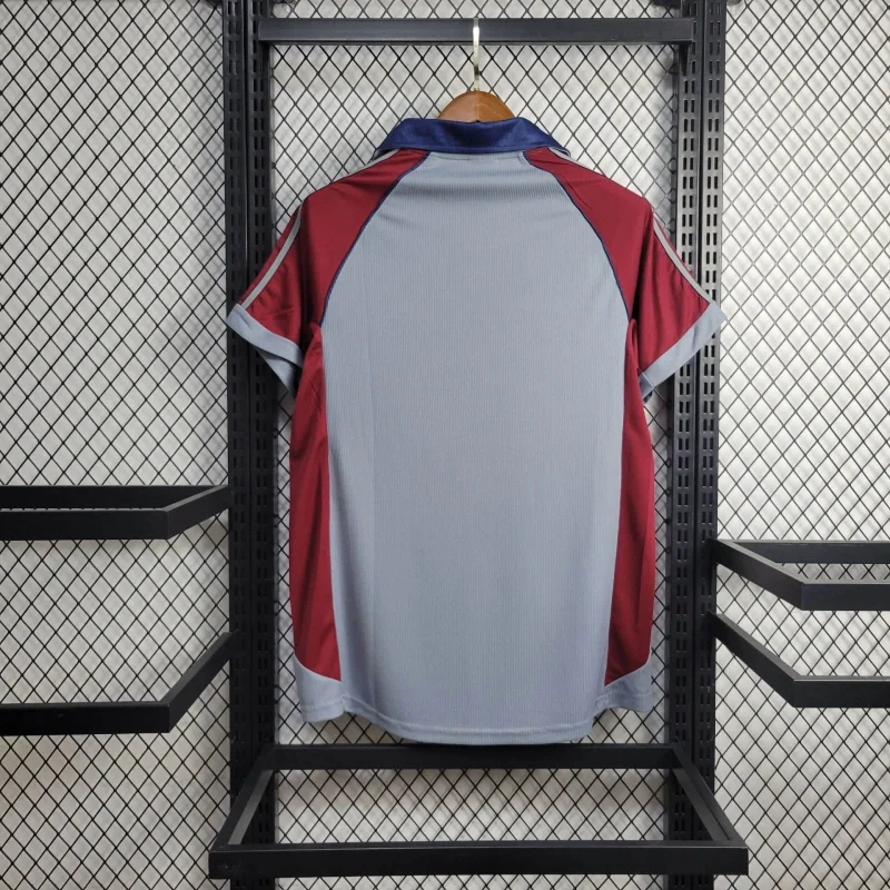 Retro Bayern Munich 1998/1999 Away Football Shirt Thai Quality