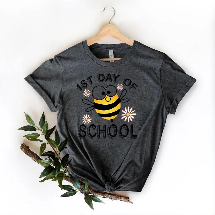 1st Day Of School T-Shirt-06573-Annaletters