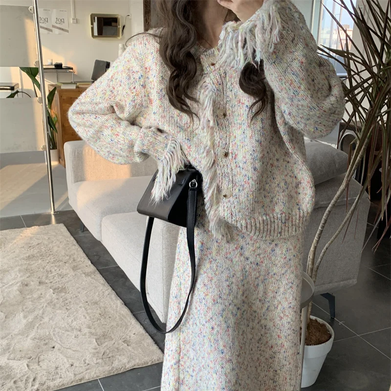 Toloer Toloer Korean Socialite Wind Autumn And Winter New Color Tassel Caridan Sweater High Waist Show Thin Knit Skirt Woman-Outfit Ideas