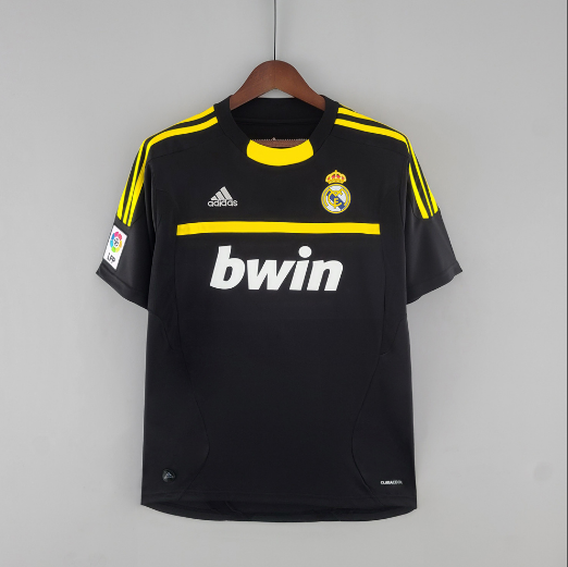 Retro 2011/2012 Real Madrid Goalkeeper Black Football Shirt Thai Quality