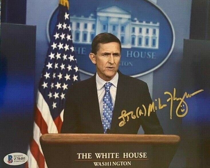 Michael Flynn signed autographed 8x10 Photo Poster painting Donald Trump LTG Beckett COA