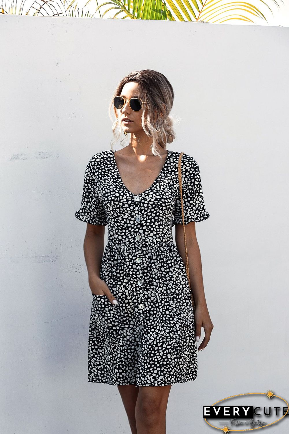 Short Sleeve Polka Dot Printed Buttoned Pocket Dress