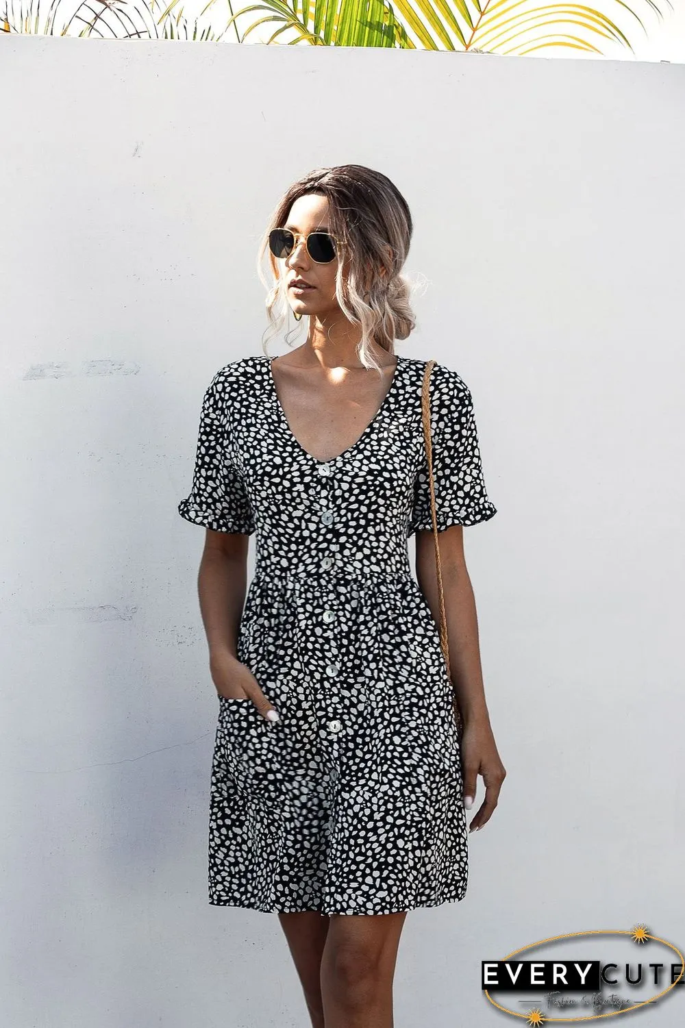 Short Sleeve Polka Dot Printed Buttoned Pocket Dress