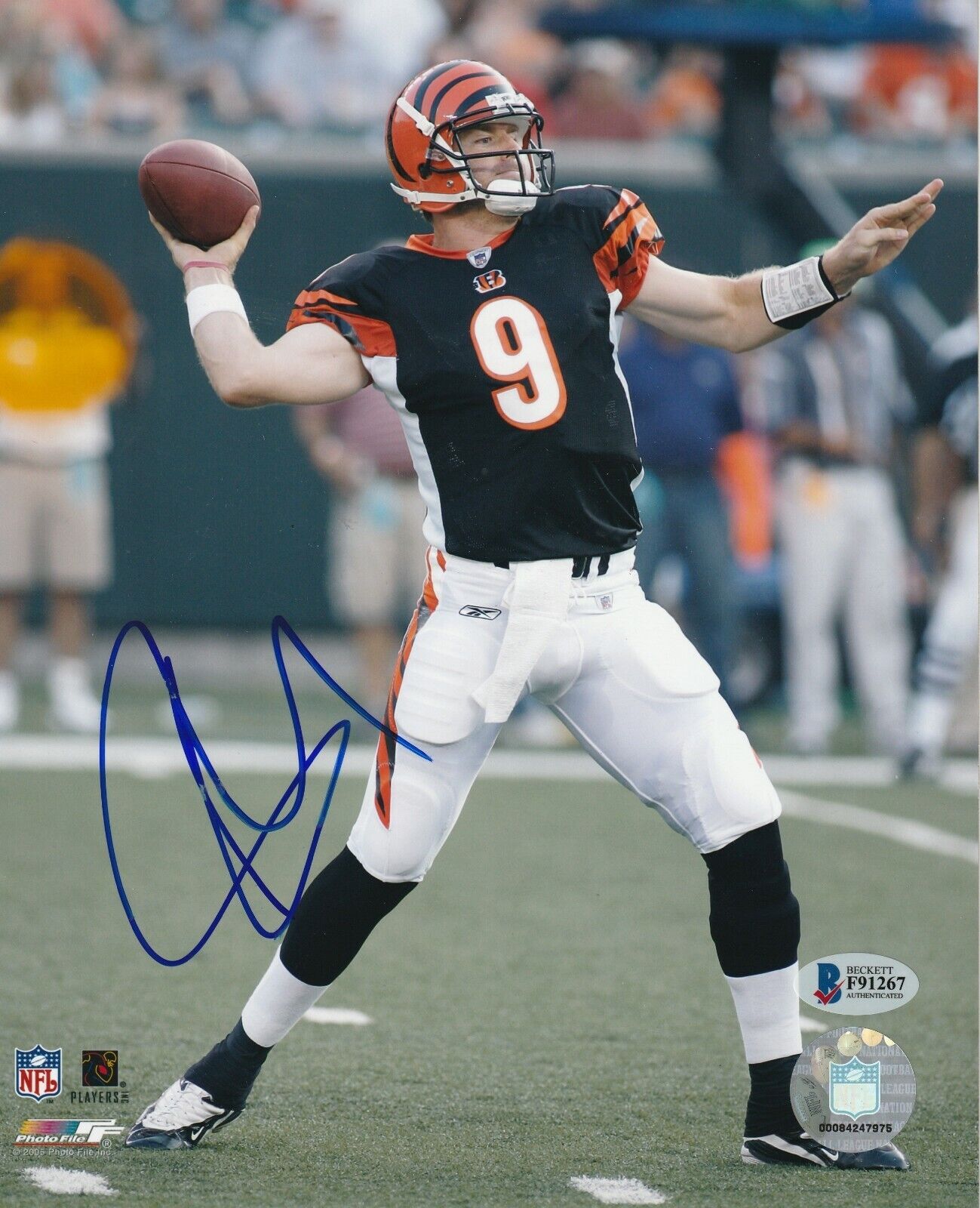 CARSON PALMER Signed Cincinnati BENGALS 8X10 Photo Poster painting with Beckett COA