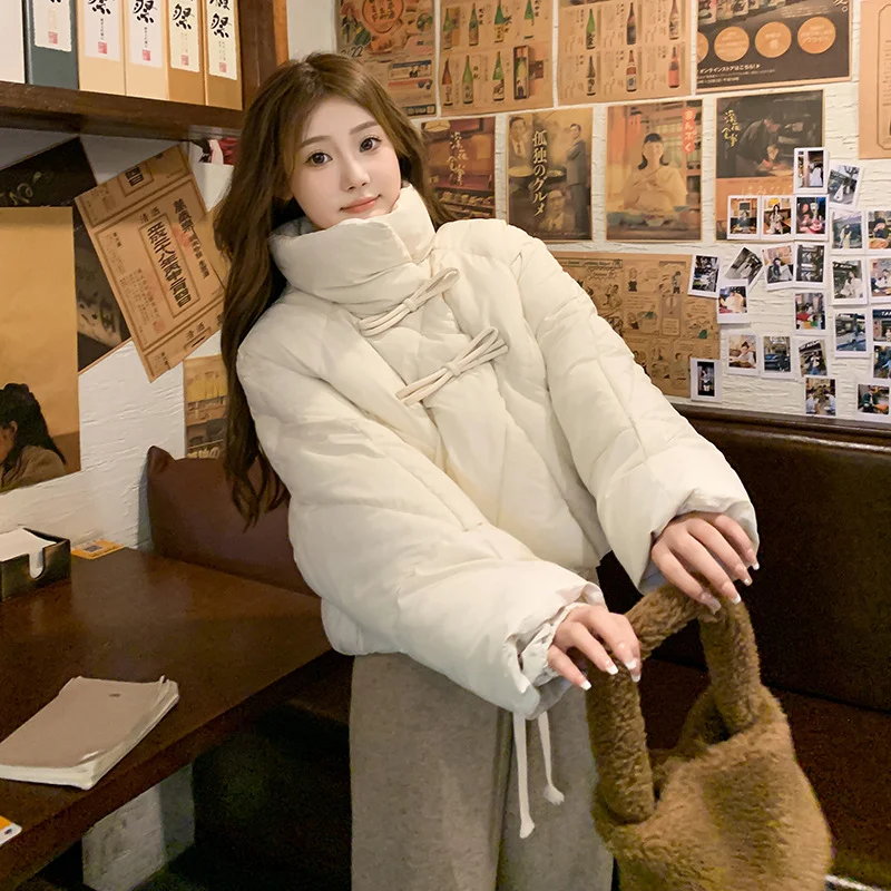 Toloer Chinese Wind Plate Buckle Cotton-Padded Clothes Female Short Style 2024 Winter New Fashion Standing Collar Retro And Thickened College Style Coat-Outfit Ideas
