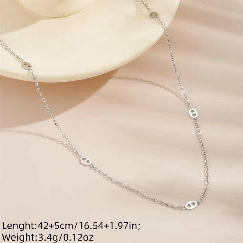 Elegant Classic Style Pig Nose Titanium Steel 18K Gold Plated Bracelets Necklace