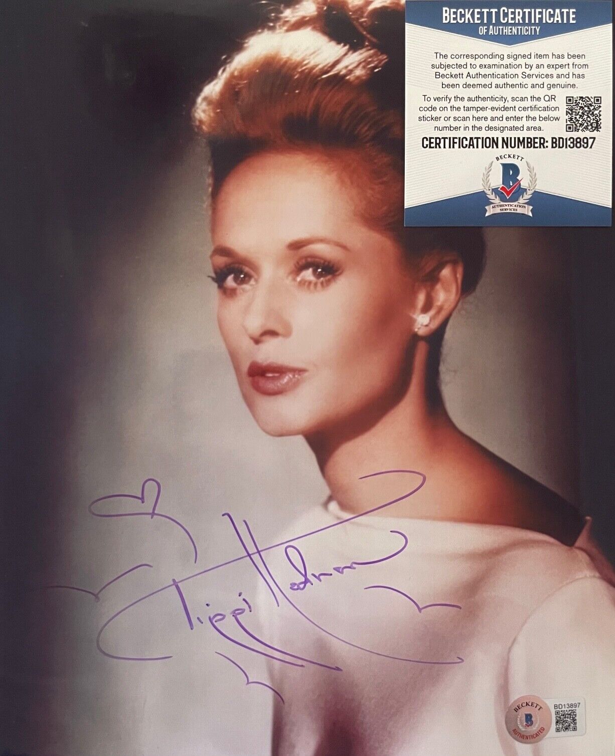 Tippi Hedren THE BIRDS Original Signed 8X10 Photo Poster painting w/Becket COA #11