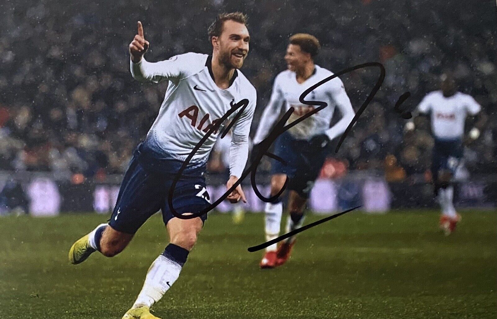 Christian Eriksen Genuine Hand Signed Tottenham Hotspur 6X4 Photo Poster painting 2