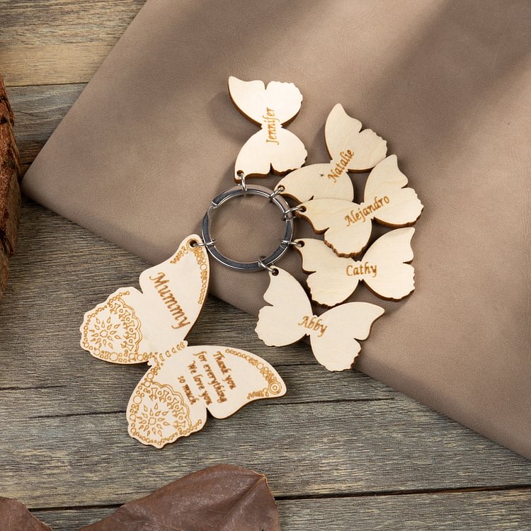 Llavero personalizado con 6 nombres de mariposa 1 texto