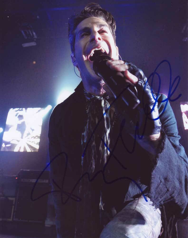 Perry Farrell In-Person AUTHENTIC Autographed Photo Poster painting SHA #74473