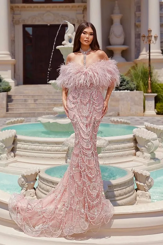 Daisda Pink Sleeveless Halter Straps Beads Mermaid Prom Dress With Plume