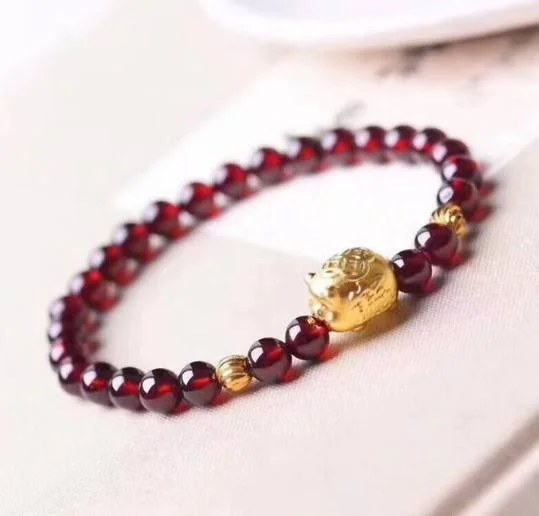 Natural Garnet Lucky Pig Fortune Bracelet