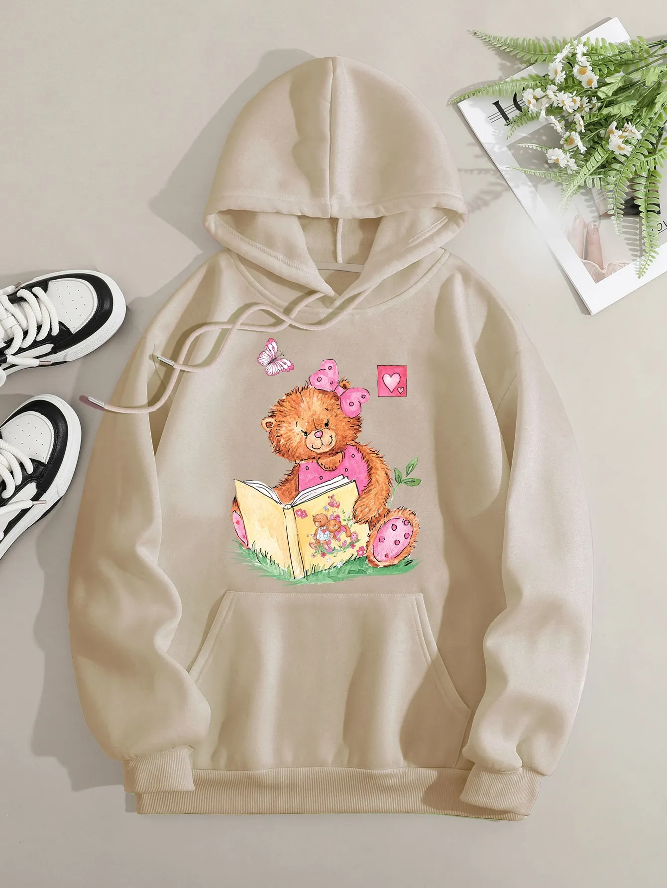 Printed on front Kangaroo Pocket Hoodie Long Sleeve for Women Pattern Pink Bear Reading