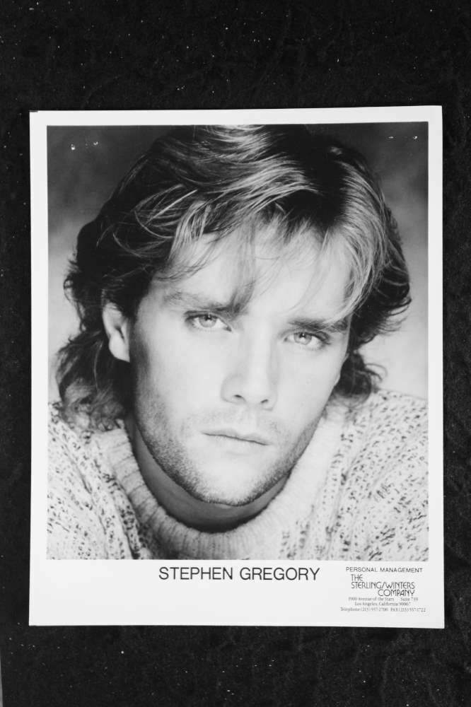 Stephen Gregory - 8x10 Headshot Photo Poster painting w/ Resume - Y & R