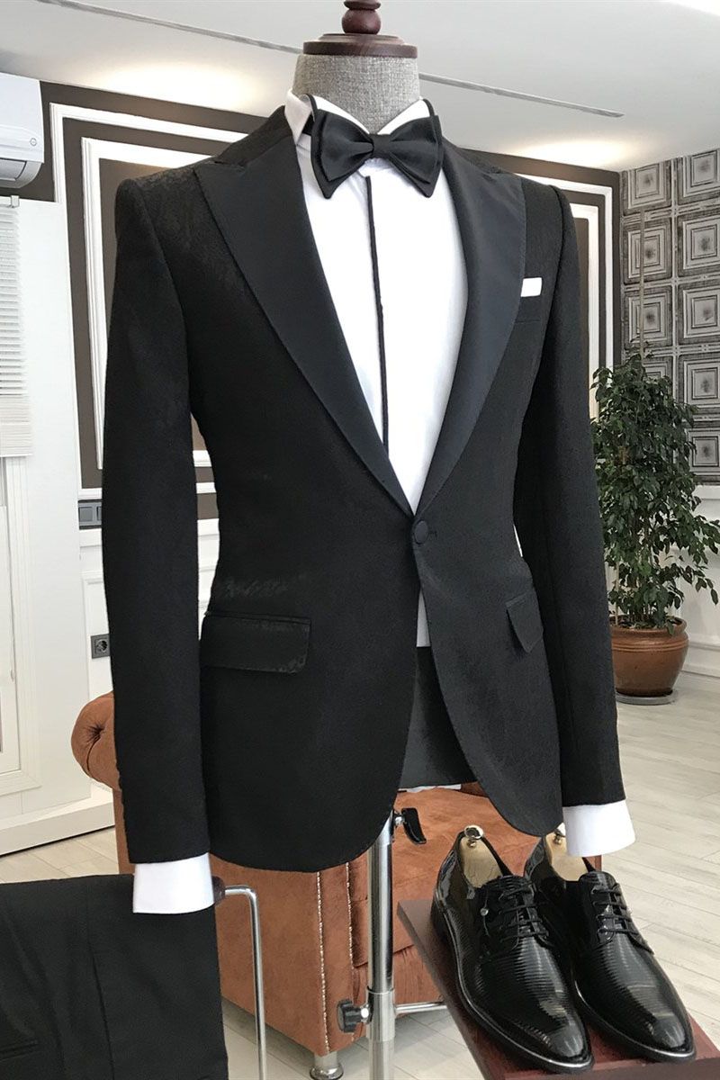 Oknass Classic Best Fited Black Peaked Lapel Wedding Blazer For Groom