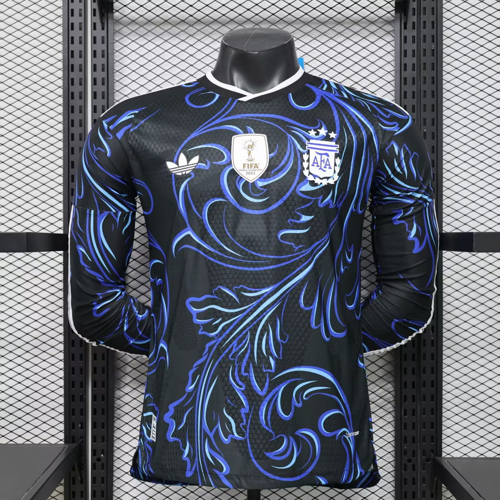 2026 Player Version Long Sleeves Argentina National Team Away Football Jersey（The player version jersey is a bit tight, please pay attention to the size selection）