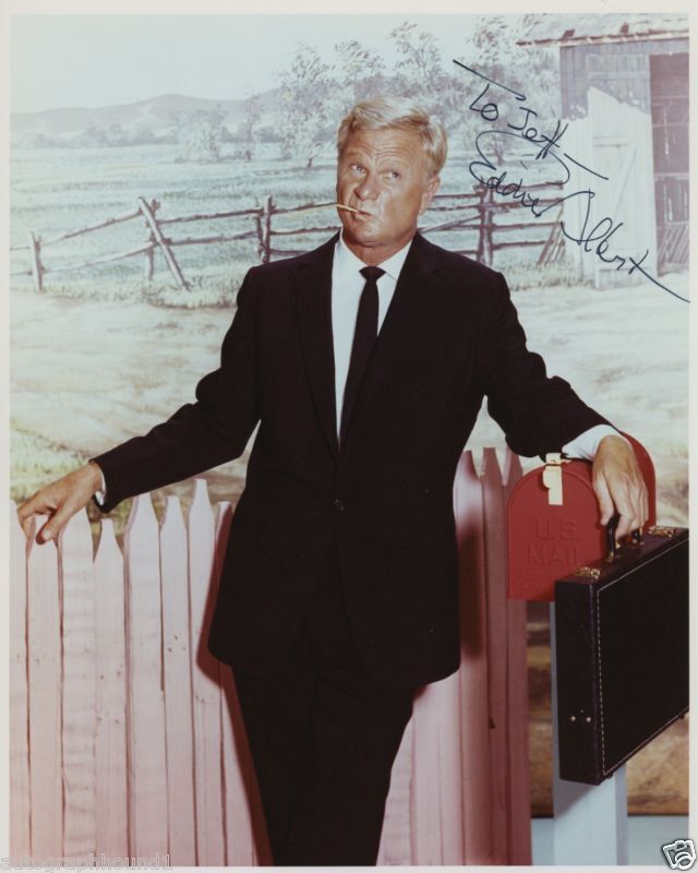 EDDIE ALBERT SIGNED COLOR 8X10 GREEN ACRES Photo Poster painting