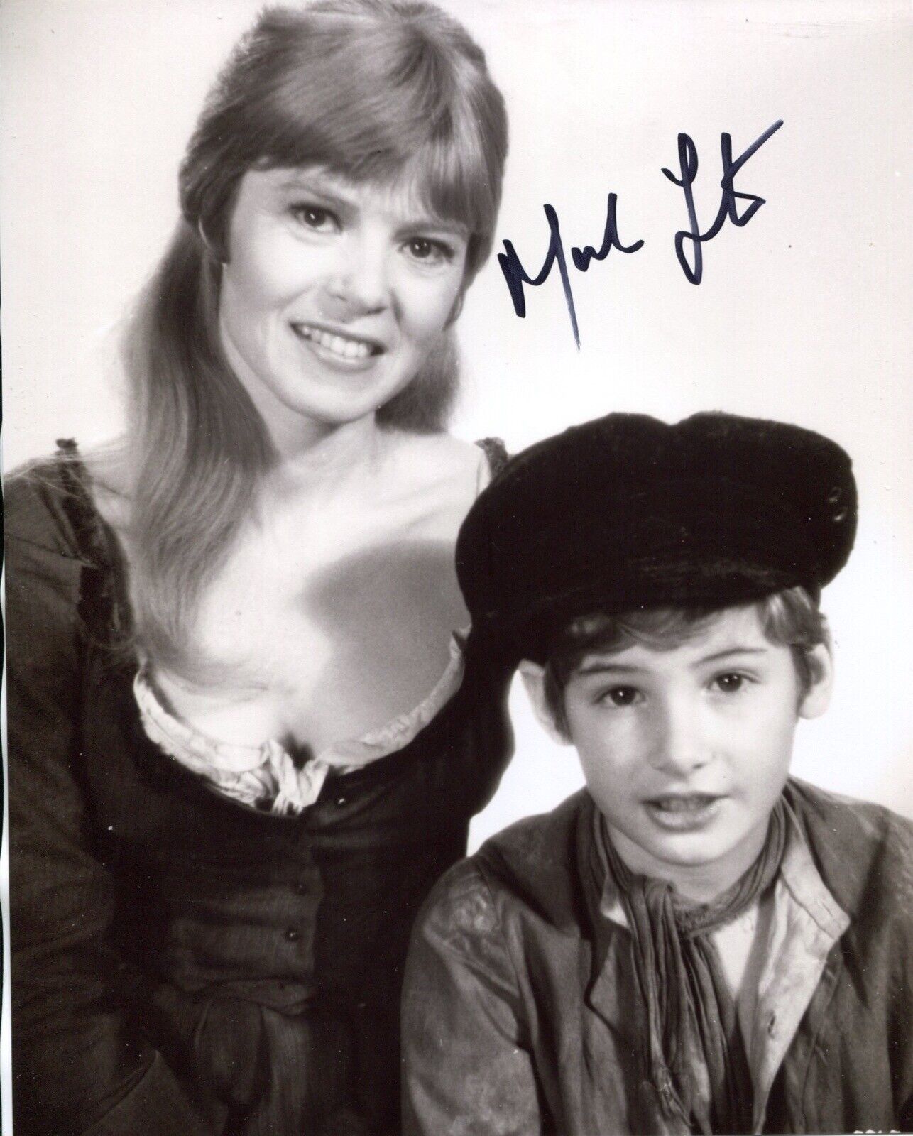 Mark Lester as Oliver! signed 8x10 with Nancy movie Photo Poster painting - UACC DEALER