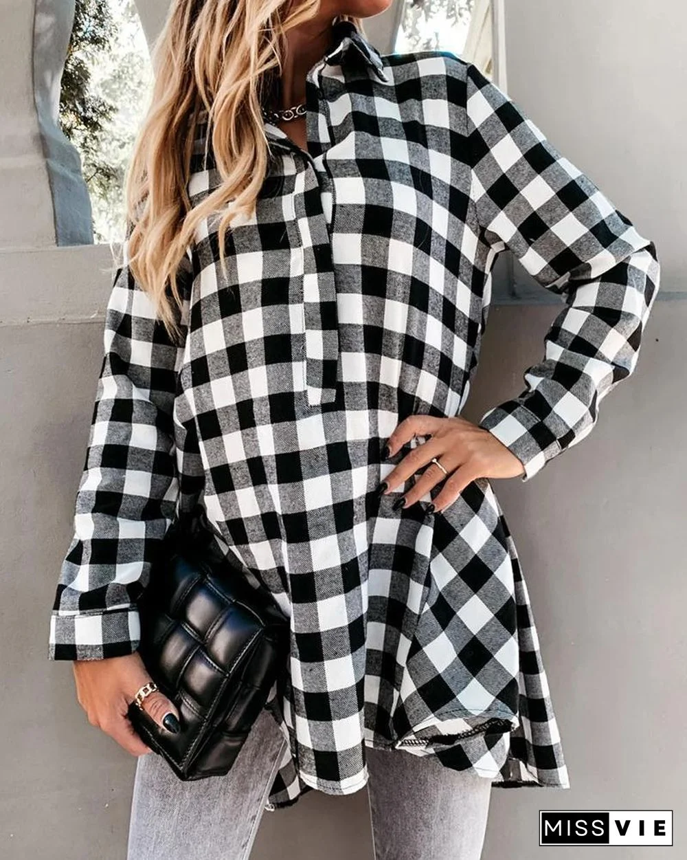 Plaid Long Sleeve Loose Button-down Slit Blouse P13925