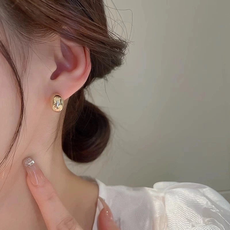 S925 Silver Needle Fashion Light Luxury Niche Advanced Photosensitive Surface Bean Stud Earrings Elegant Personality  Earrings Earrings For Women