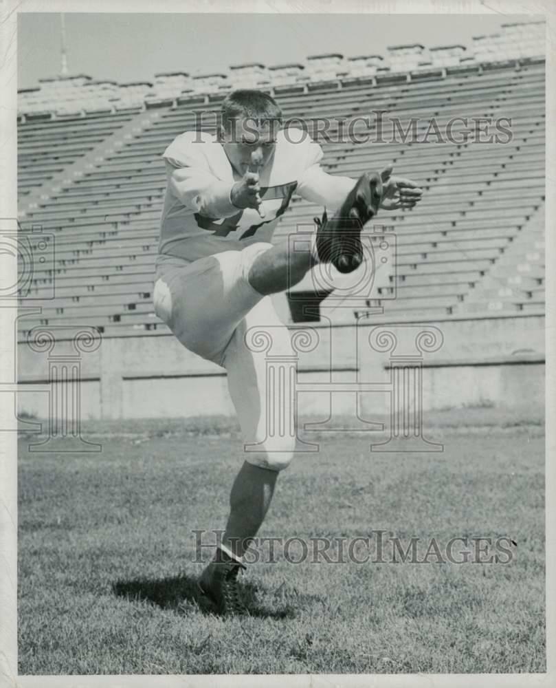 Press Photo Poster painting Kansas State football player Harold Bryan shows kick - afa00438