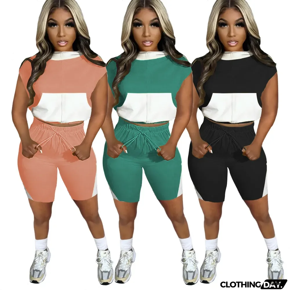 Contrast Color Hooded Sweatshirt Shorts 2 Piece Set