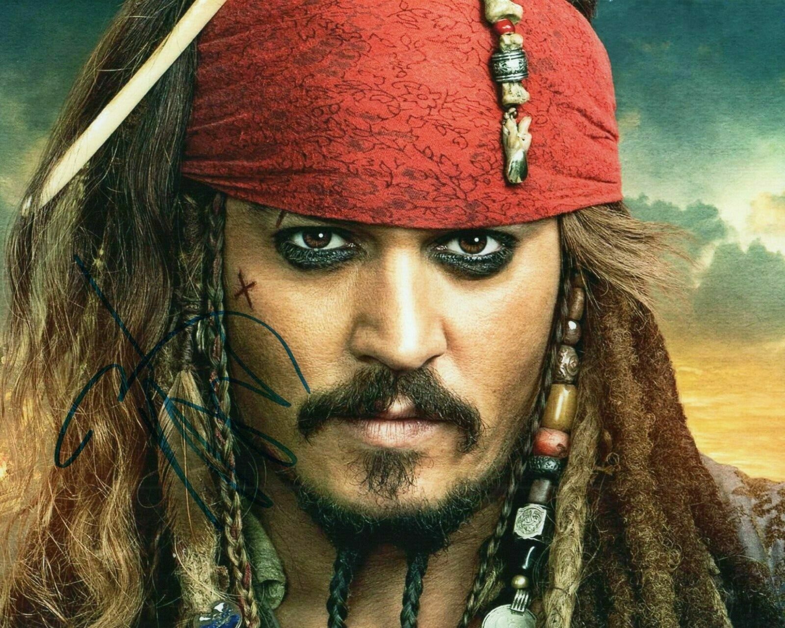 Autographed Johnny Depp signed 8 x 10 Photo Poster painting Captain Sparrow