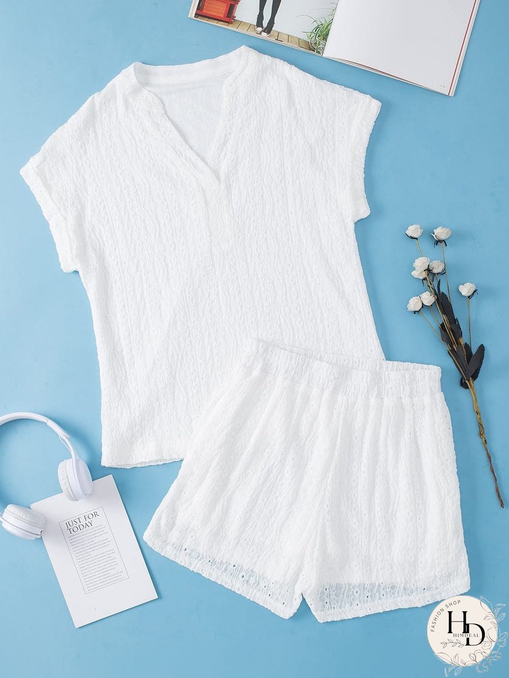 Delicate Eyelet White Shorts Ensemble