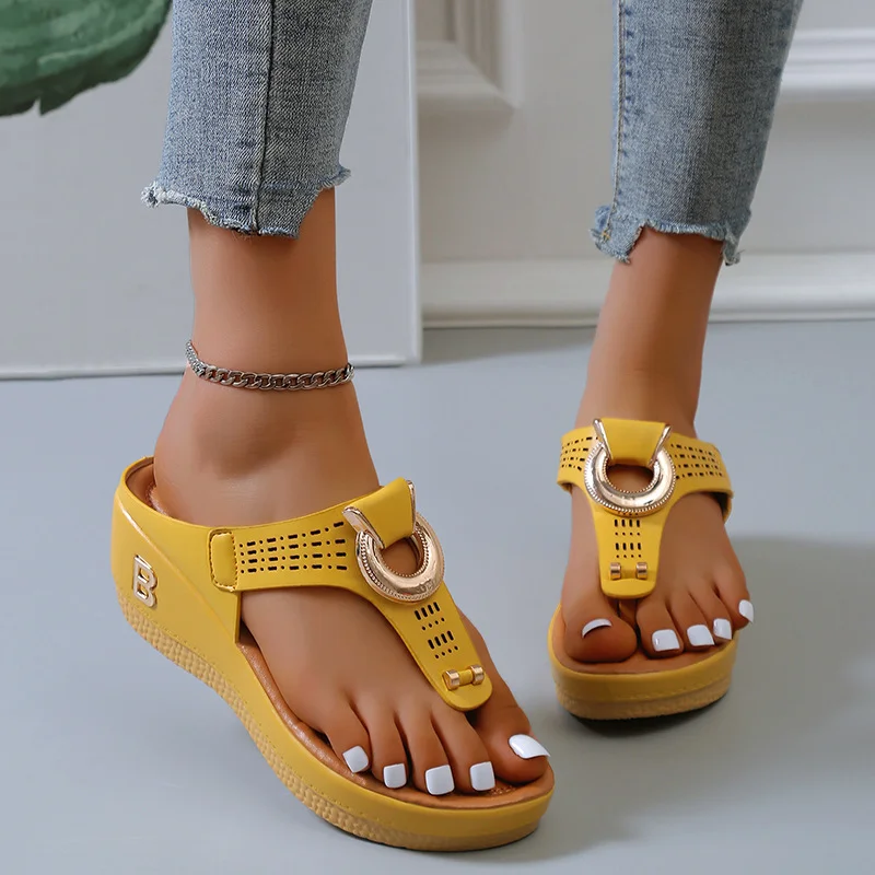 Yyvonne Large-Size Sandals Fashion Jacket Flip-Flops And Thick-Bottomed Sleek Roman Cool Slippers