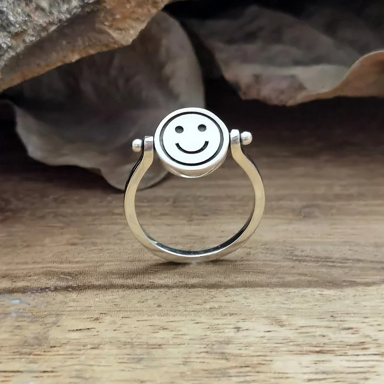 2 Moods Creative Smiley Anxiety Reversible Ring Rotating Ring