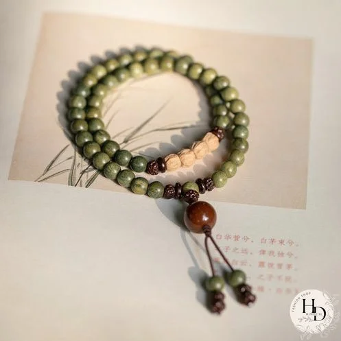 Old material green sandalwood Buddha beads bracelet female forest student sandalwood passion seed bracelet couple ethnic style