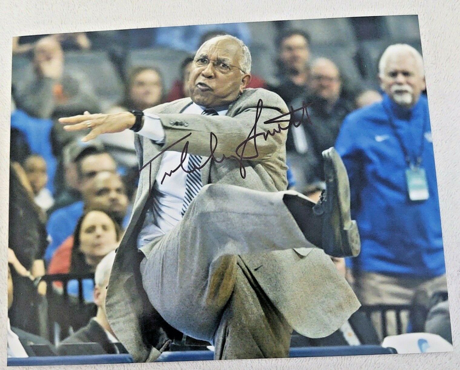 TUBBY SMITH Kentucky Wildcats SIGNED AUTOGRAPHED 8x10 Photo Poster painting COA HIGH POINT 1