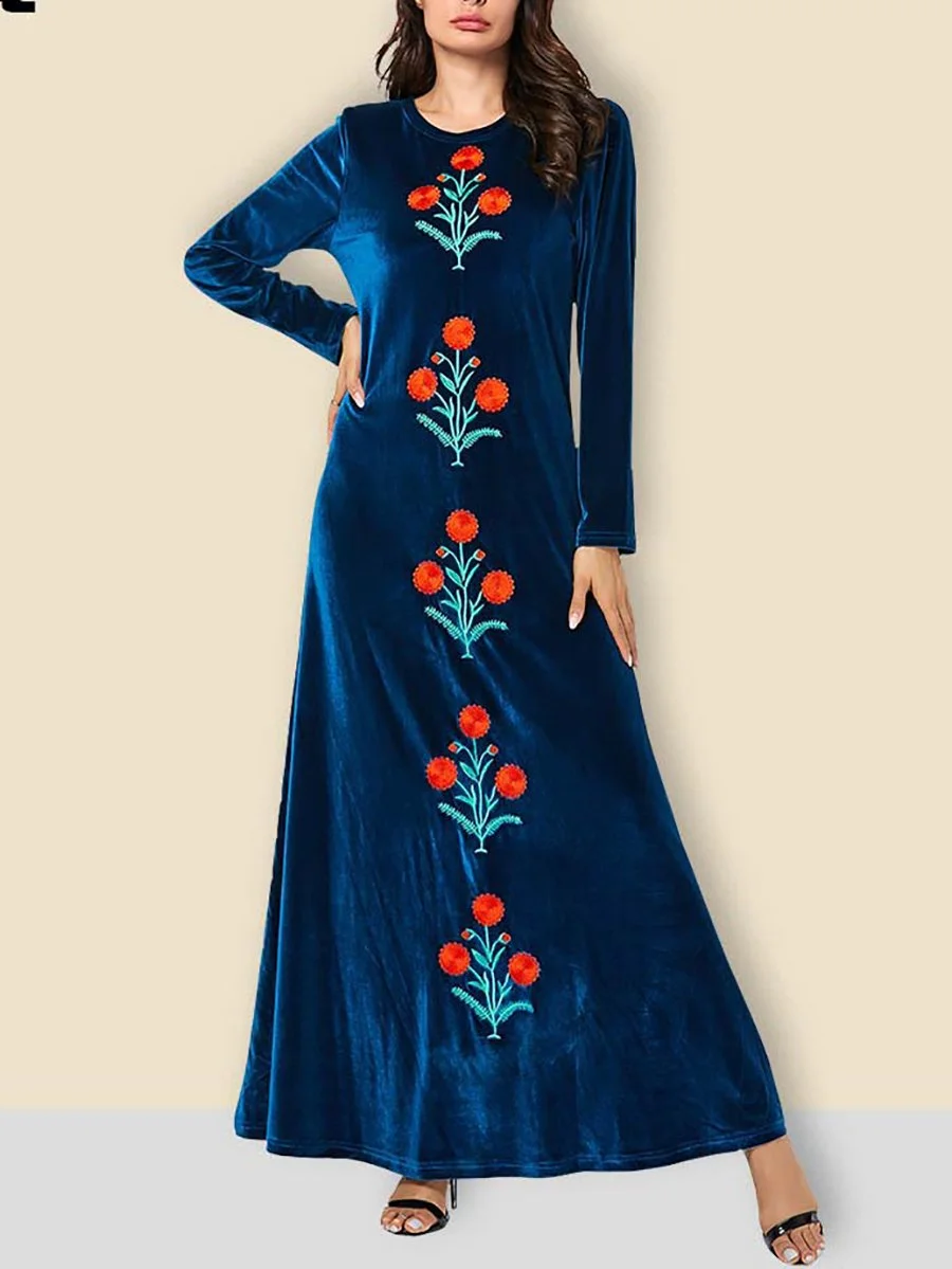 Casual velvet dress with plant embroidery