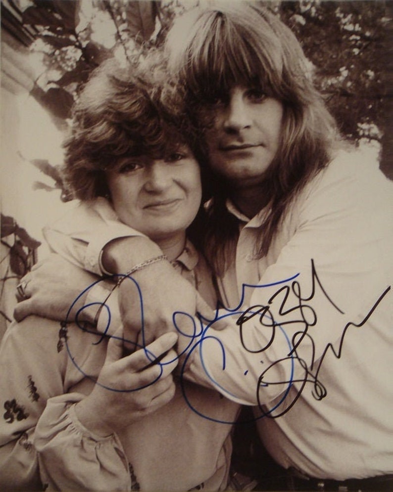 OZZY OSBOURNE & SHARON Osbourne Signed Photo Poster painting X2 Black Sabbath Sharon Osbourne Levy wcoa