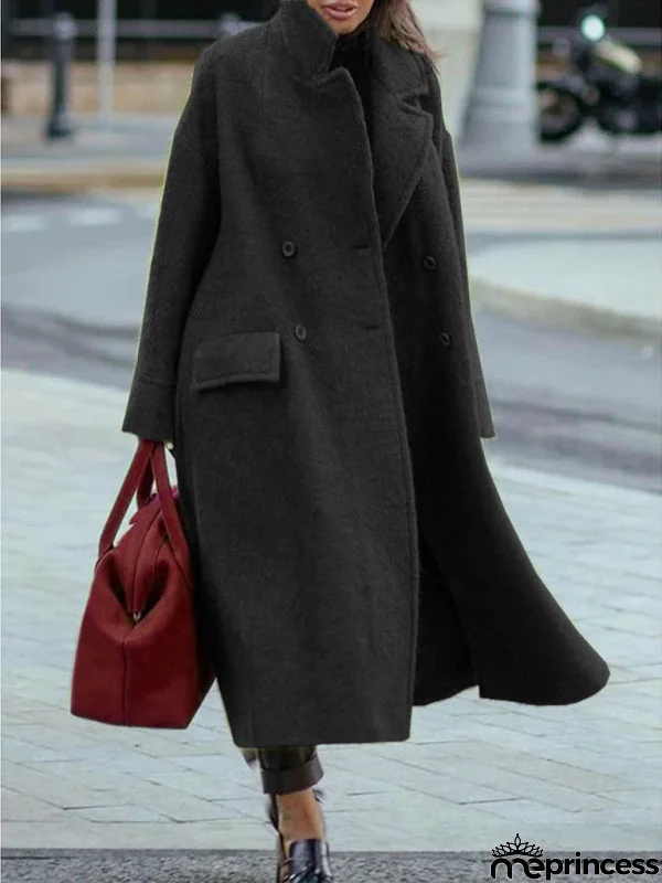 Fashionable and Minimalist Jacket